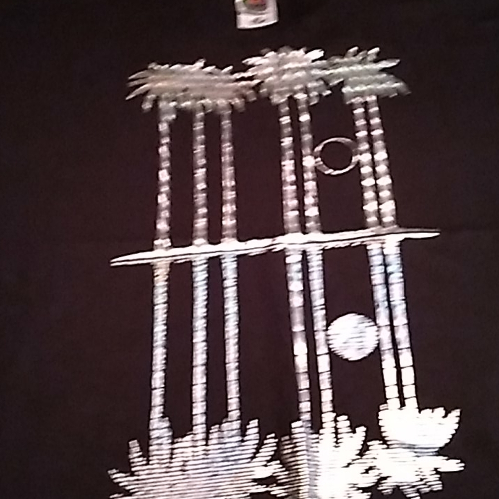 Shirt - Picture 3 of 3